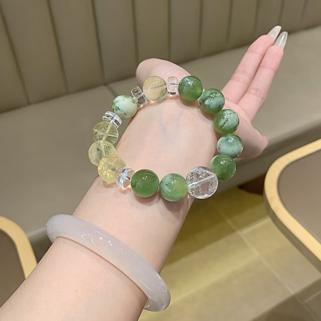 Green Jade  Bracelet (8mm)