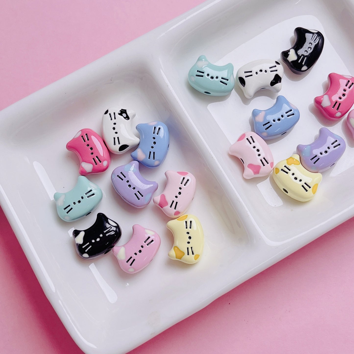 Cream Alloy Cat Head Beads, Vertical Hole Loose Beads for DIY Phone Charms, Necklaces, Pendants & Jewelry Making Supplies