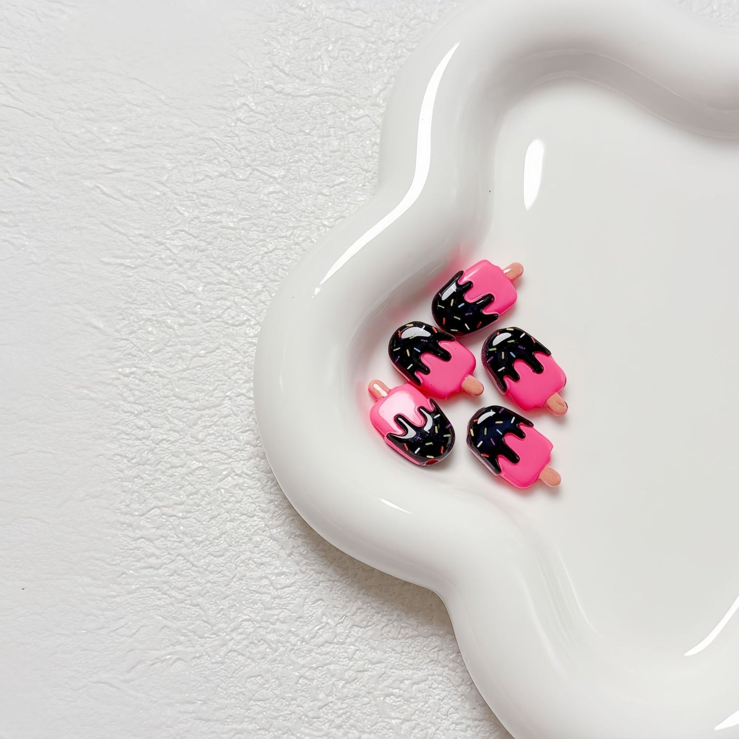 New Cartoon Painted Ice Cream & Popsicle Acrylic Beads | Straight & Diagonal Holes for DIY Phone Charms, Jewelry Making Supplies